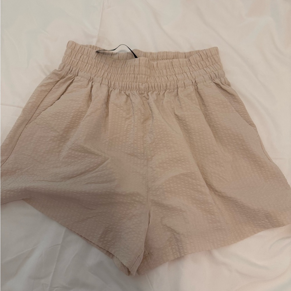 Light Beige Elastic Waist Women's Shorts